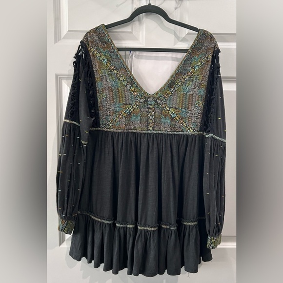Free People Gray Boho Embroidered Tunic Blouse M Peasant Tiered Balloon Sleeve - Picture 1 of 12